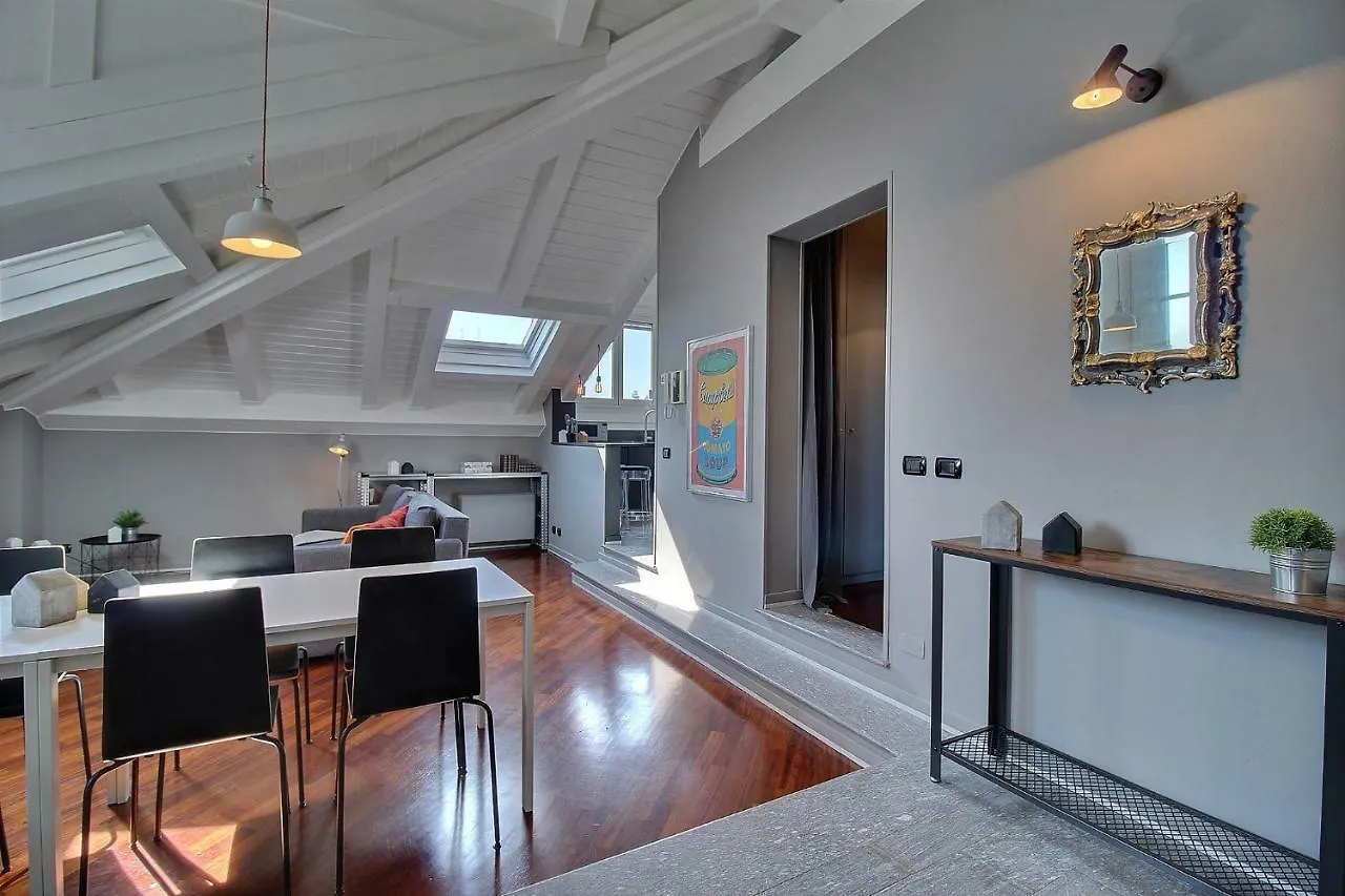 Appartement La mansarda à Pavie
